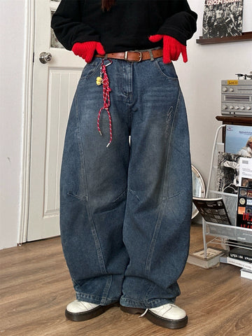 c2 Hanging Rope Curved Knife Jeans
