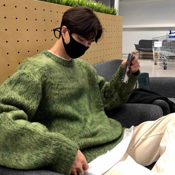 v37 Mohair Fuzzy Sweater