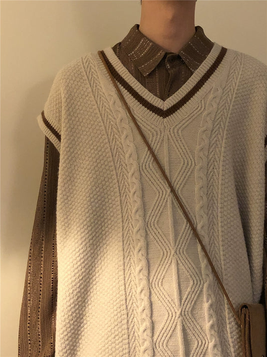 Nagawl Vintage School Sleeveless Sweater